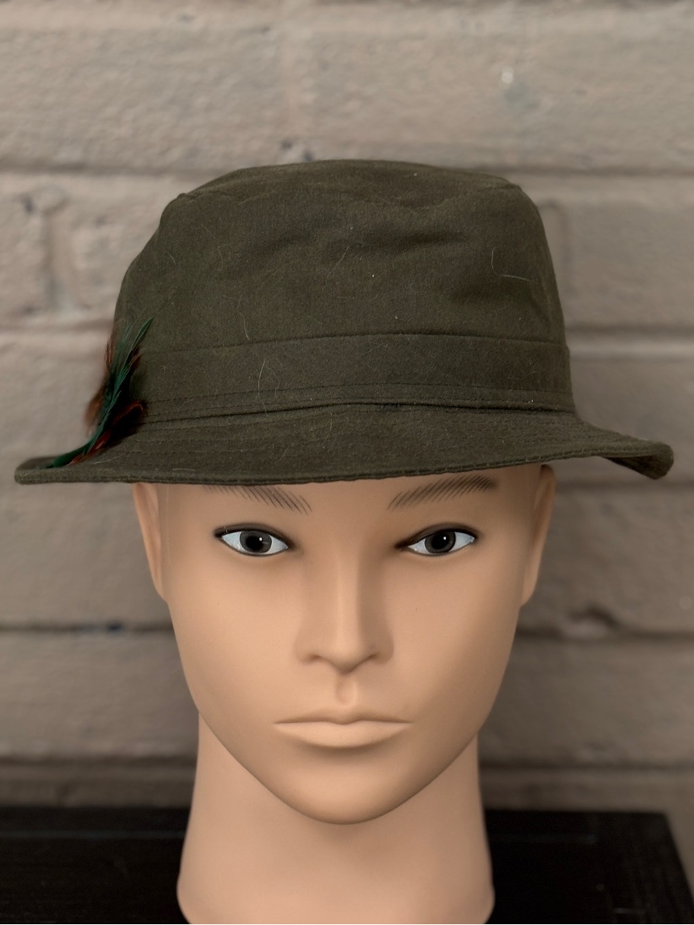 Vintage Hatman of Ireland/ Gerry Moran olive green Fedora hat size small